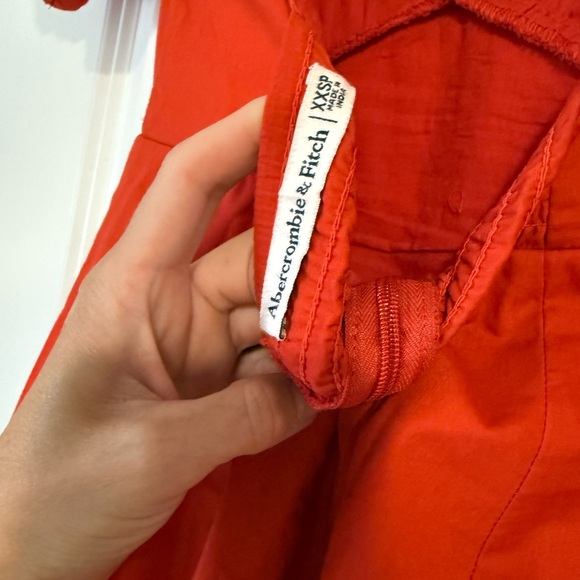 Abercrombie & Fitch Elegant Red V-Neck Dress - Picture 6 of 6